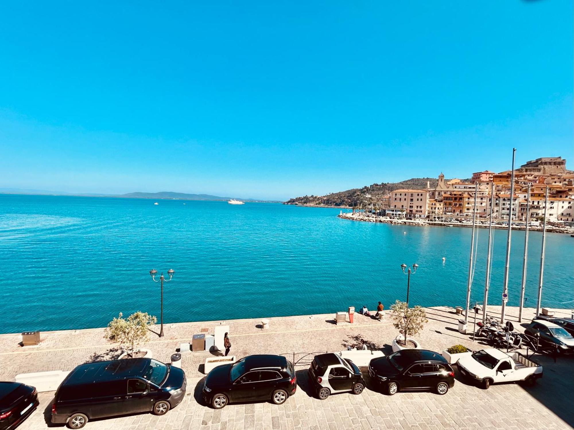 Molo 28 Beach Parking Ac Porto Santo Stefano  Esterno foto