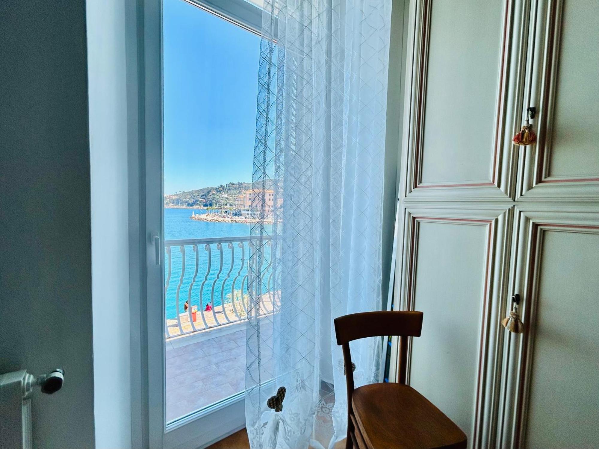 Molo 28 Beach Parking Ac Porto Santo Stefano  Esterno foto